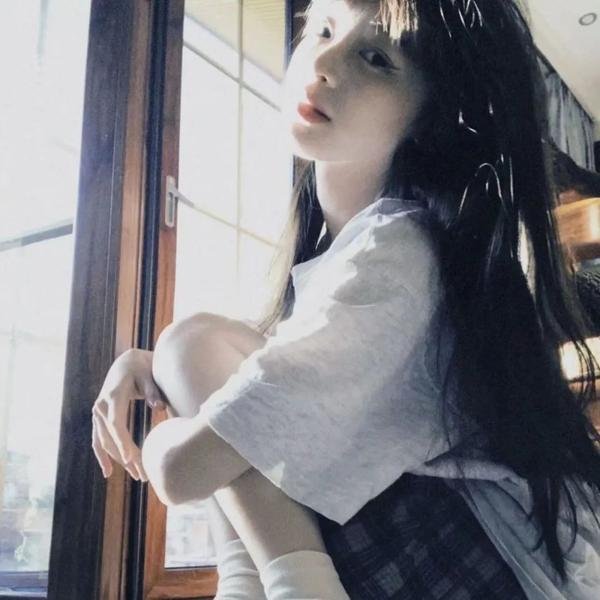 她真漂亮